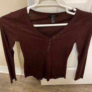 Long sleeve tee